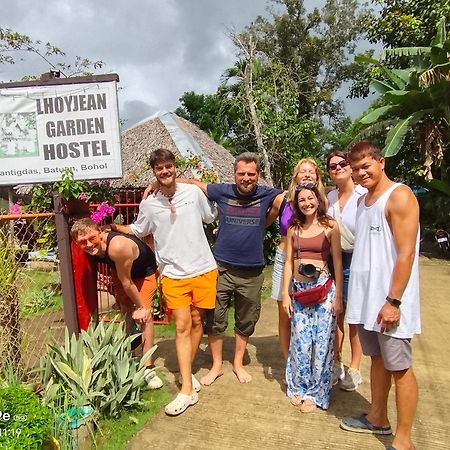 Lhoyjean Garden Hostel Batuan Exterior photo