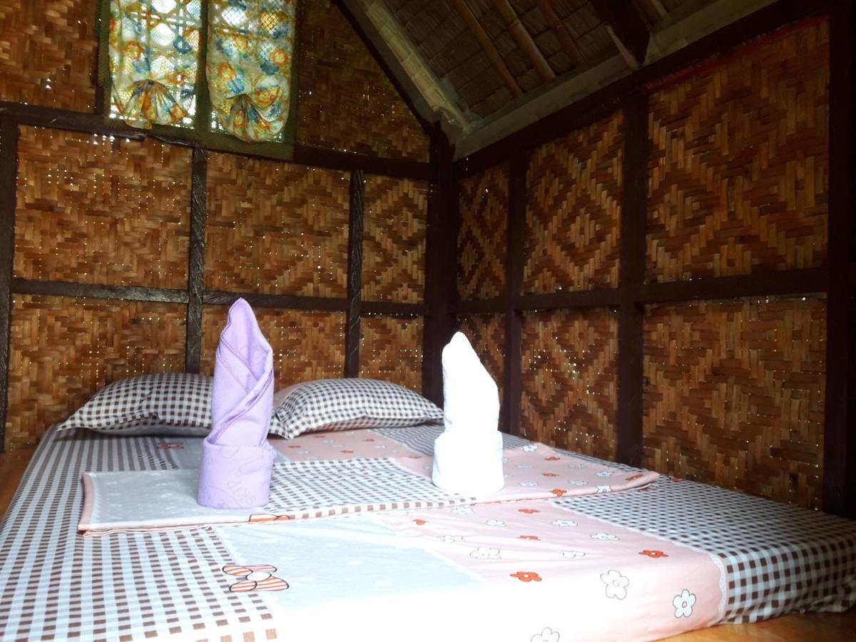 Lhoyjean Garden Hostel Batuan Exterior photo