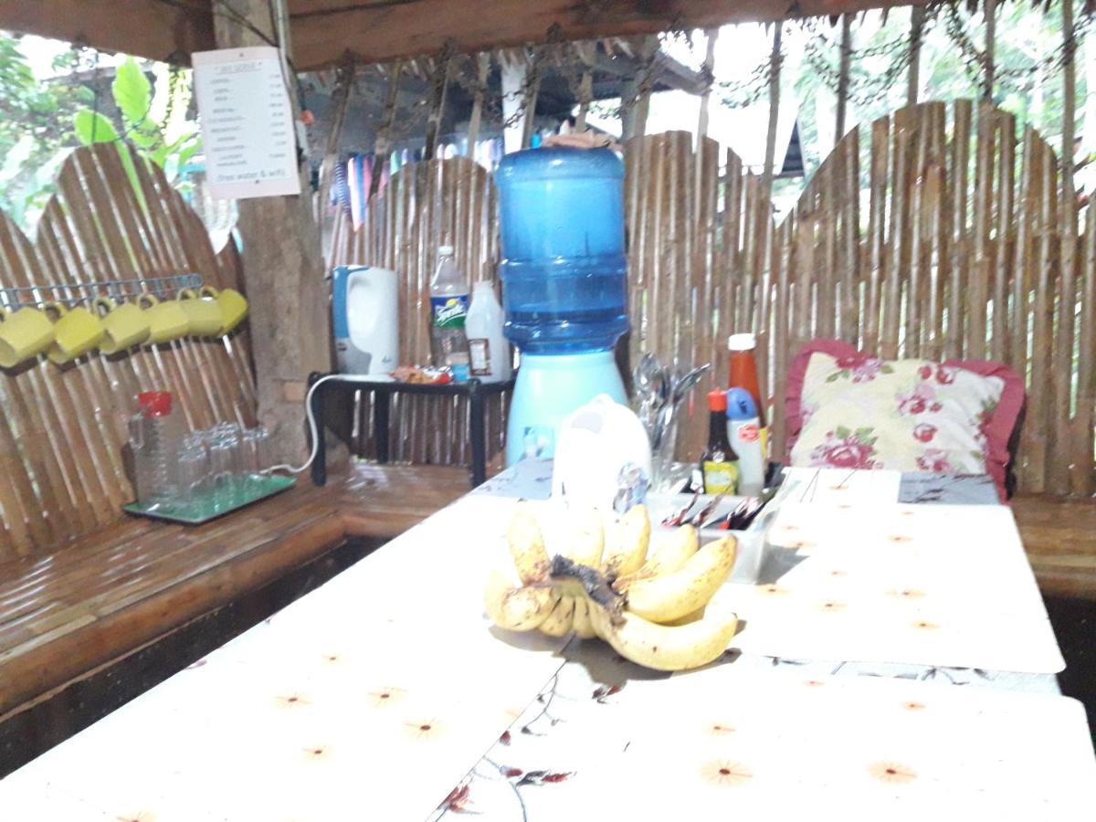 Lhoyjean Garden Hostel Batuan Exterior photo