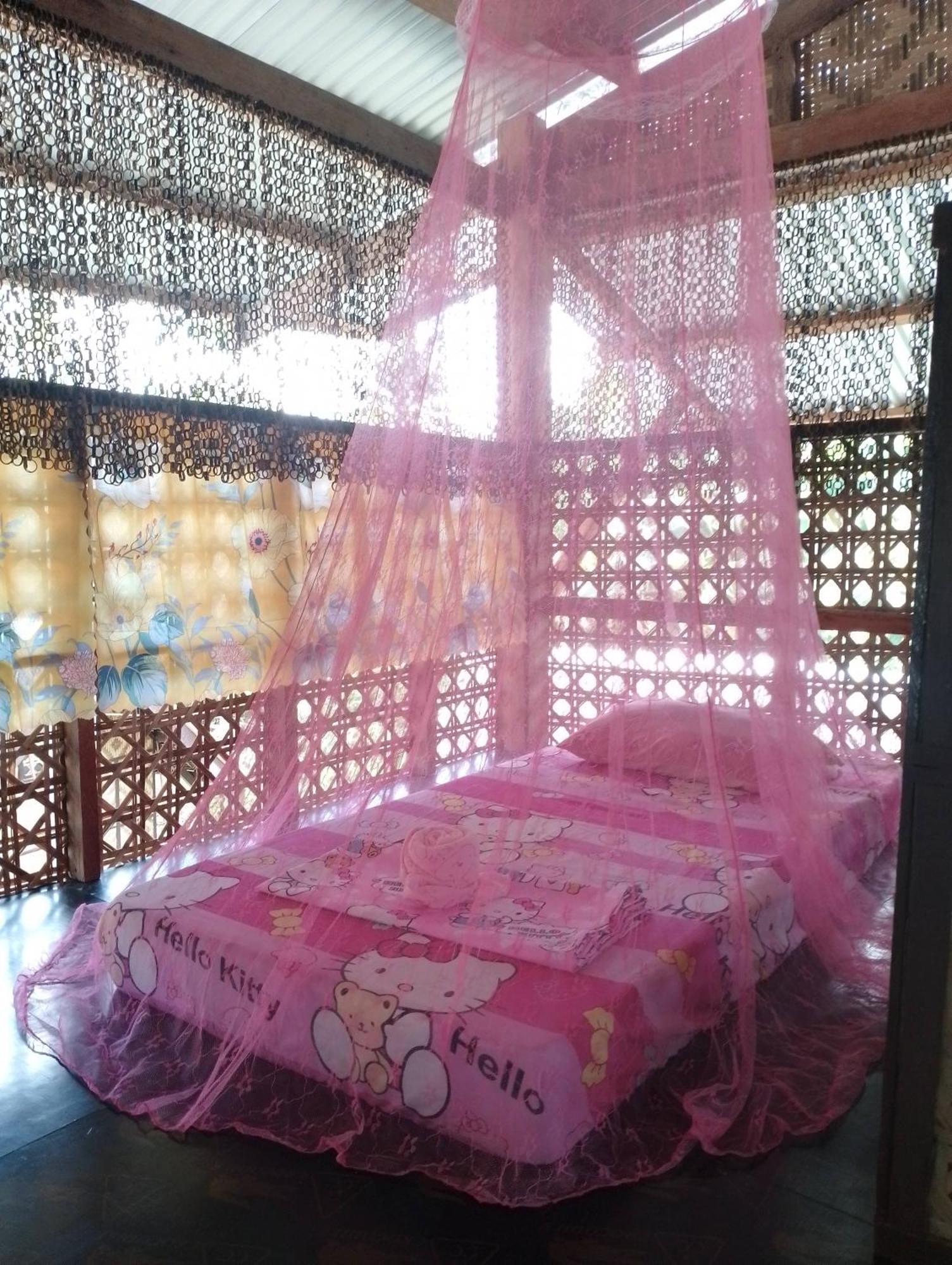 Lhoyjean Garden Hostel Batuan Exterior photo